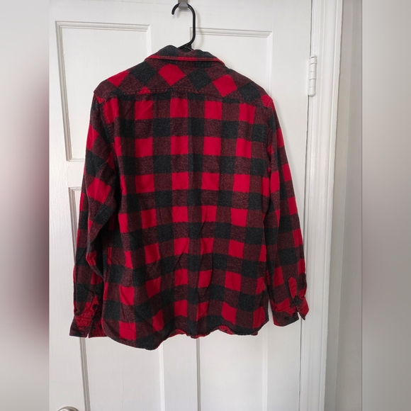 The Last Of Us Part II Flannel - Picture 5 of 6